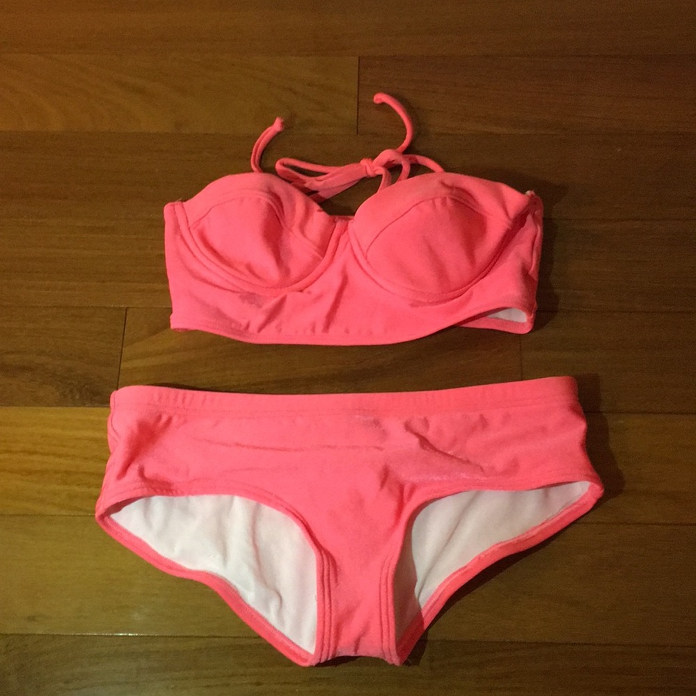 Delia’s halter top bikini